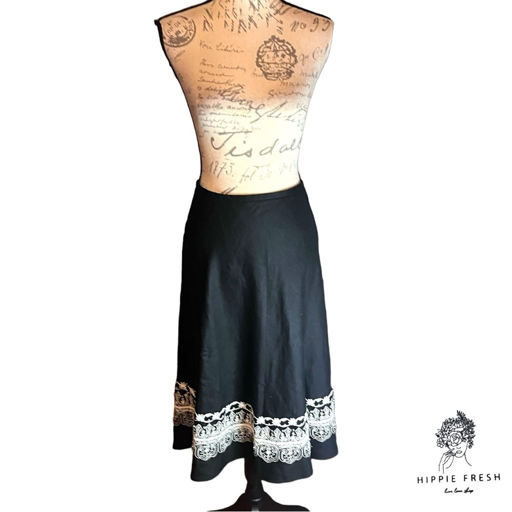 Rafaella 100% Linen Black w Embroidered Trim A Line Skirt Size 12